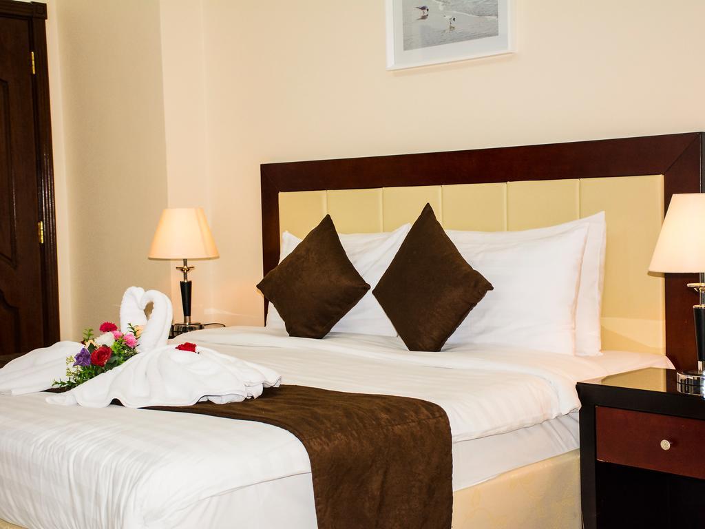 President Suites Apartments Manáma Kültér fotó